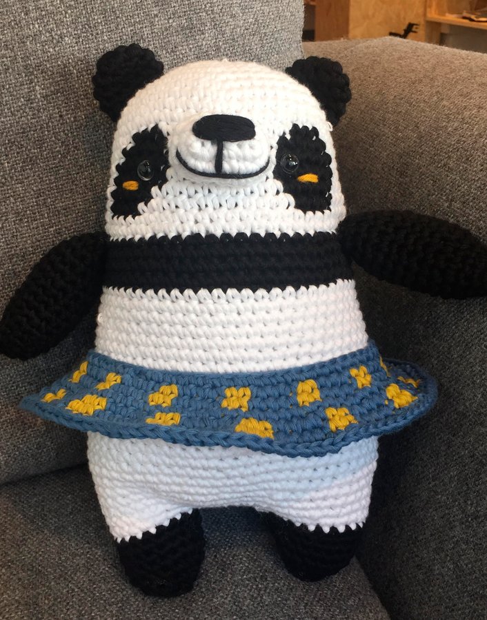 Pandita amigurumi Designers in-home. Muebles de diseño y decoración, accesorios para el hogar. Encuentra estilo en tu tienda de decoración