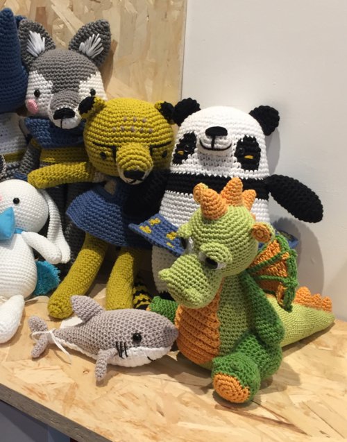 Pandita amigurumi Designers in-home. Muebles de diseño y decoración, accesorios para el hogar. Encuentra estilo en tu tienda de decoración